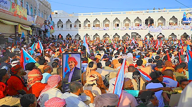 عقلاء حضرموت يتحركون لخفض توتراتها في ذكرى استعادة مناطقها من القاعدة
